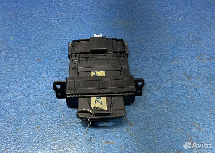 Замок зажигания Renault Koleos HY0