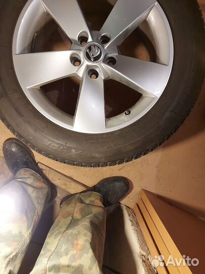 Комлект skoda kodiaq Michelin X-ICE R17 оригинал