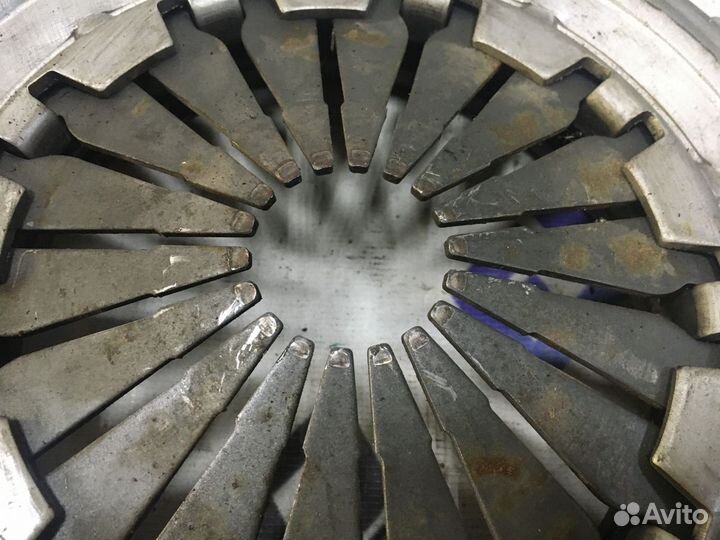 Корзина сцепления Пежо 406