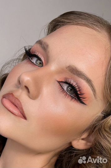 Школа макияжа