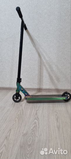 Трюковой самокат Statum