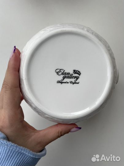 Кувшин белый Elan Gallery розы 1.2 л