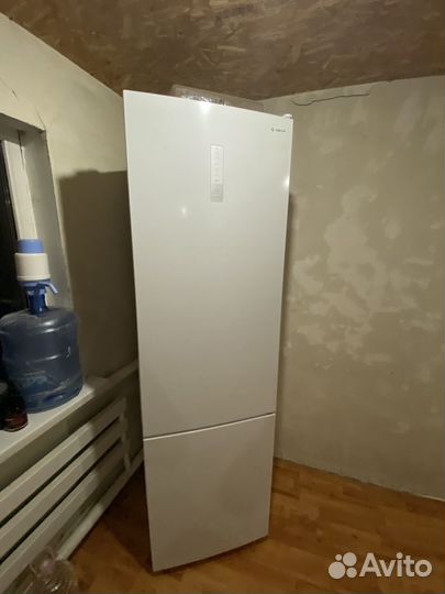 Холодильник dexp B530BMA