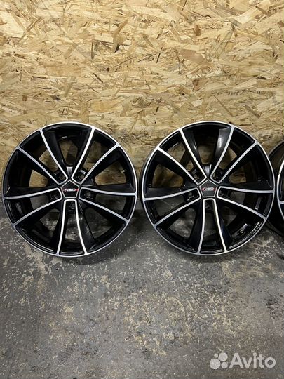 Диски литые R17 5/114.3