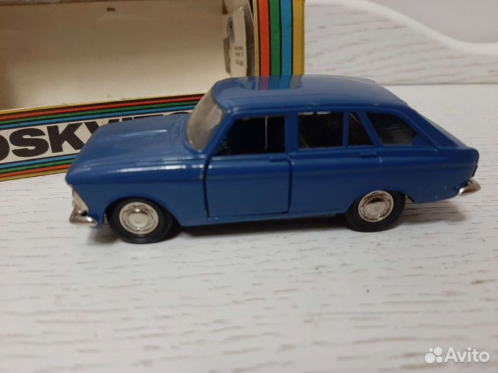 Москвич иж комби а12 пластиковое дно оригинал