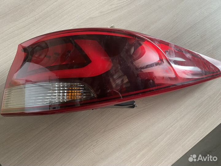 Фонарь задний правый LED Kia Rio 4