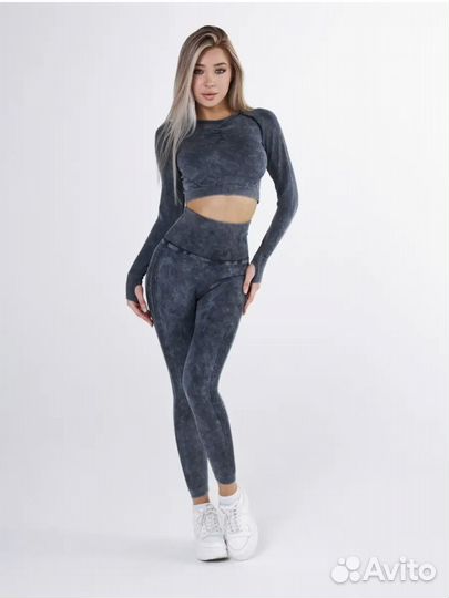 Спортивный костюм женский