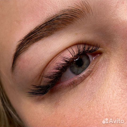 Окрашивание бровей, наращивание ресниц