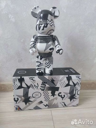 Мишка Bearbrick новая модель