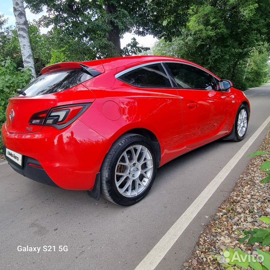 Opel Astra GTC 1.4 МТ, 2011, 240 355 км