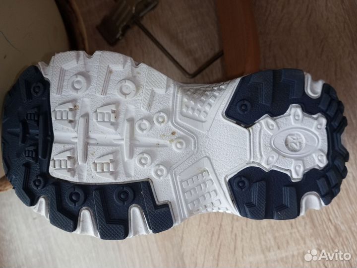 Кроссовки демисезонные для мальчика 24