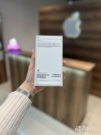 Новый iPhone 14 256Gb Starlight Айфон белый