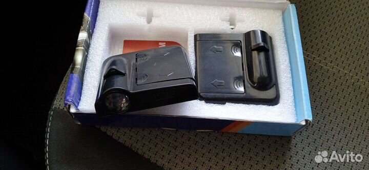 Подсветка дверей с логотипом