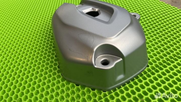 Крышка головки блока цил. серебристая Л BMW