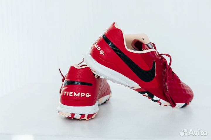 Футбольные бутсы Nike Tiempo Legend 8 PRO TF