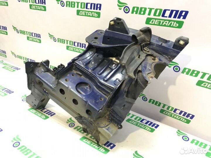 Лонжерон кузова передний правый Renault Clio 3