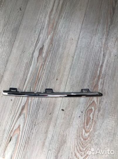 Молдинг хром решетки радиатора Накладка Renault sa