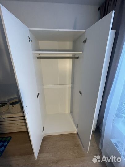 Шкаф трехдверный с ящиками «Лофт»