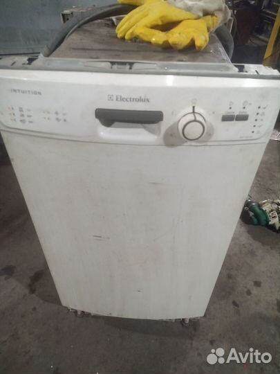 Посудомоечная машина electrolux esf43020