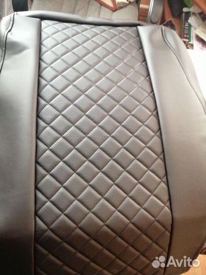 Чехлы Шкода Рапид чёрная экокожа ромб