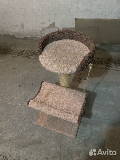 Когтеточка домик для кошки бу