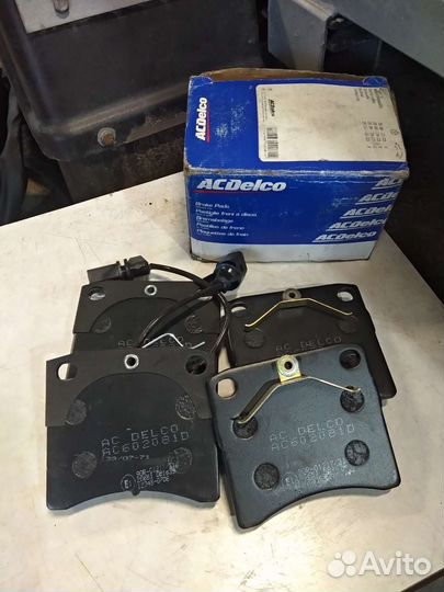 Тормозные колодки на Фольксваген транспортер т4