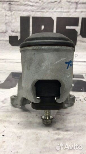 Подушка двигателя передняя правая Nissan Murano