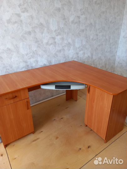 Компьютерный стол бу