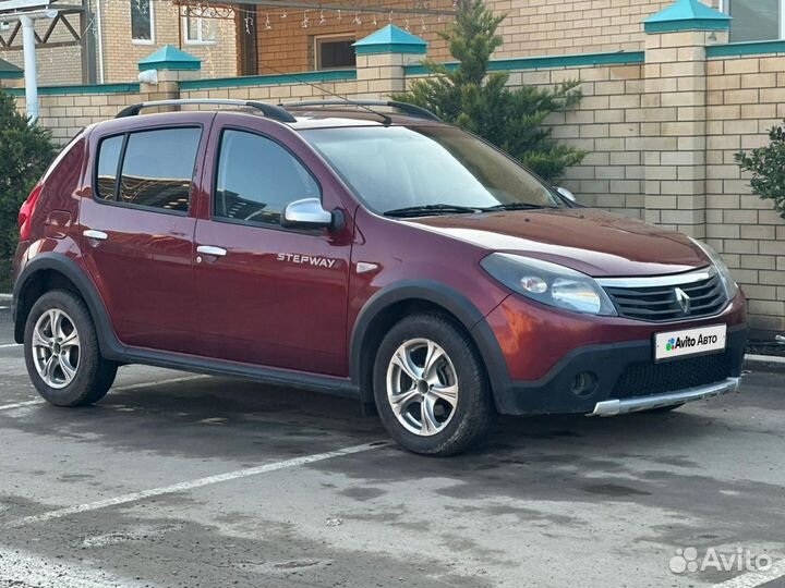 Renault Sandero Stepway 1.6 AT, 2012, 311 000 км