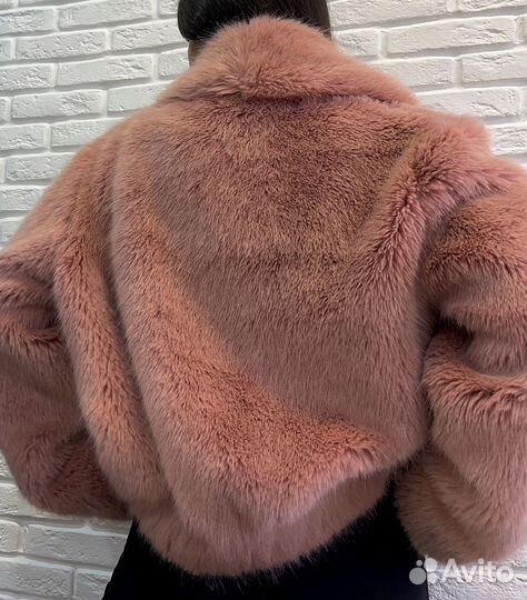 Искусственная шуба короткая s-m