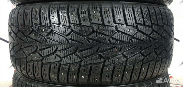 Nokian Tyres Hakkapeliitta 7 235/55 R17