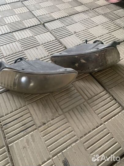 Фары передние на Лексус RX-300,оригинал металл