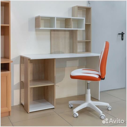 Стол компьютерный новый