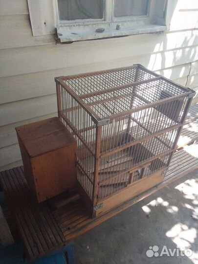 Большая клетка для птиц