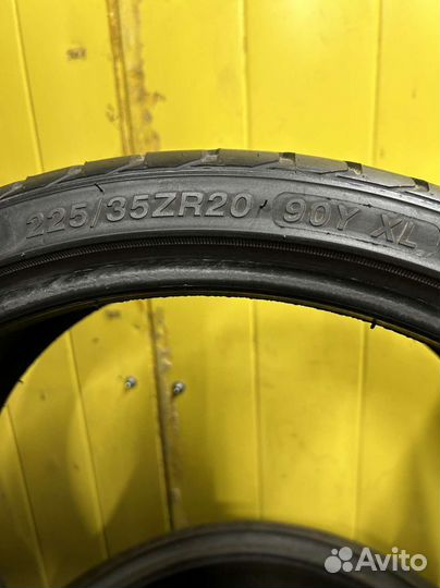 Sailun Atrezzo ZSR 225/35 R20