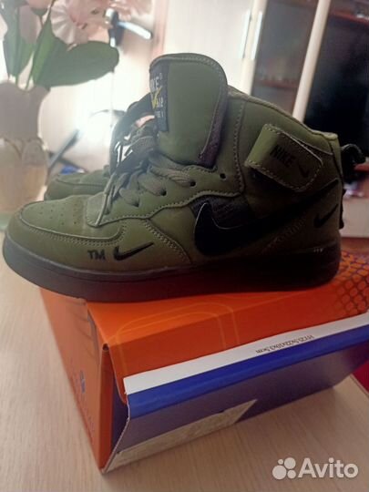 Кроссовки nike