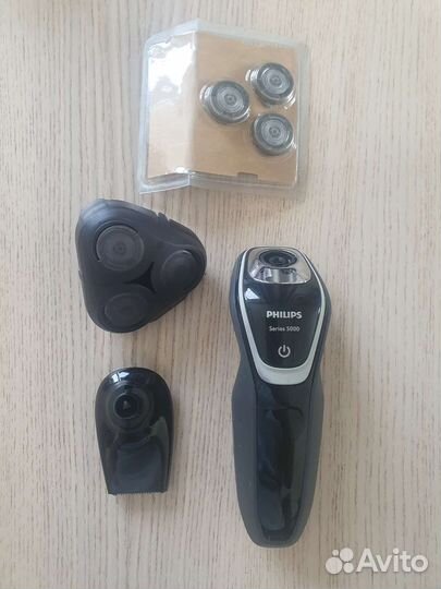 Продам электробритву Philips 5000
