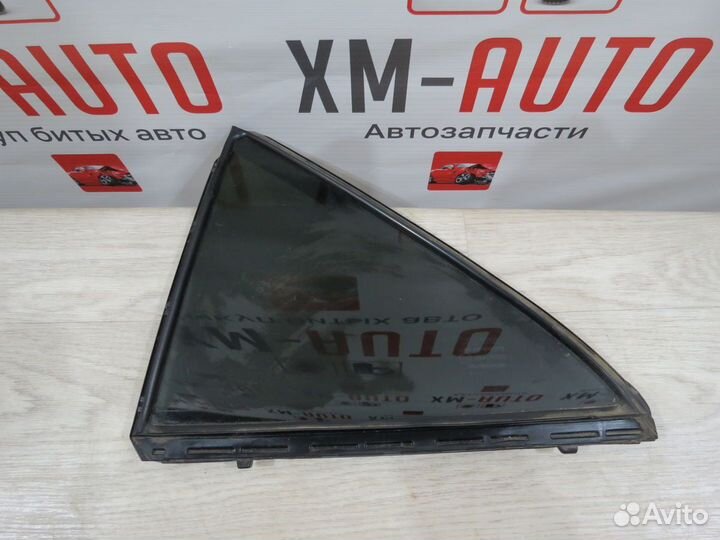 Форточка левая Toyota Camry 50