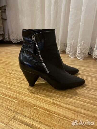 Ботильоны казаки Premiata