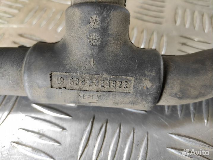 Тройник системы охлаждения Vito 1996-2003