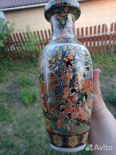 Ваза винтажная в стиле Шунуазри