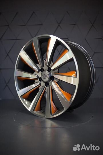 Кованые диски 22 для Range Rover в наличии