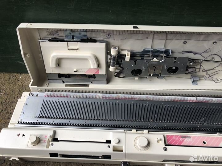 Вязальная машина Brother KH893