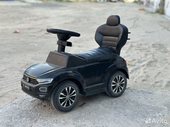 Детская машинка каталка