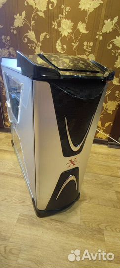 Корпус Termaltake Xaser VI