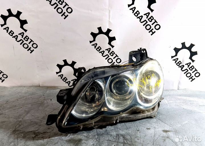 Фара Toyota Mark X