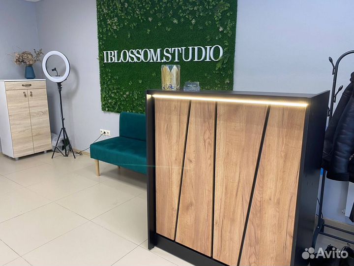 Ресепшн в наличии