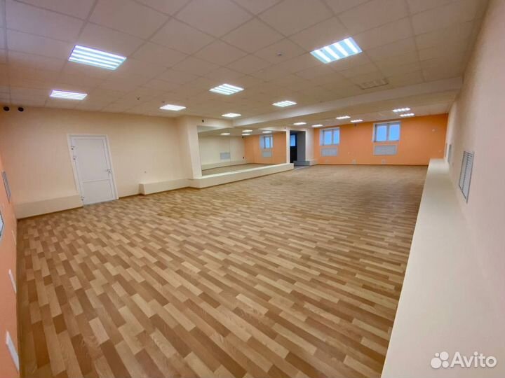Помещение Свободного назначения, 350 м²