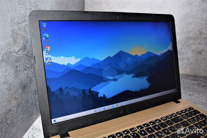 Ноутбук asus на Core i3-7020U/ MX 110/ Full Hd