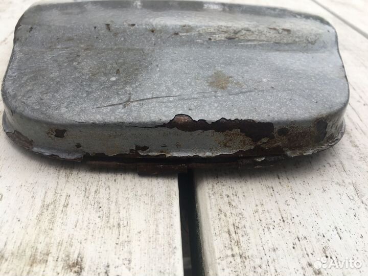 Крышка бардачка правая Иж Юпитер-Планета 3-4